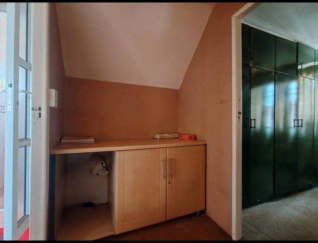 4 BEDROOM HOUSE TO LET IN SOUTHGATE
